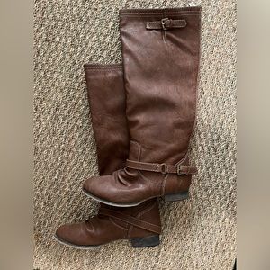 Breckelles tall riding boots - size 7